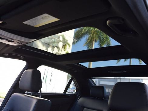 Used 2010 Mercedes-Benz E 350 4MATIC Sedan image 76