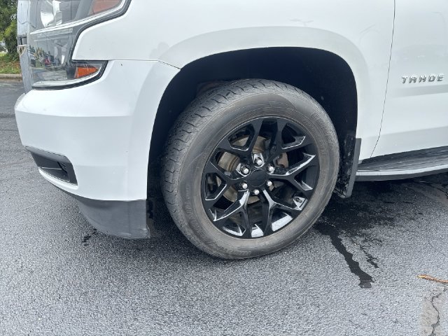 Used 2015 Chevrolet Tahoe LT AWD/4WD image 8