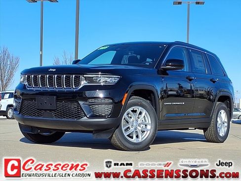 New 2025 Jeep Grand Cherokee Laredo w/ Luxury Tech Group I image 1