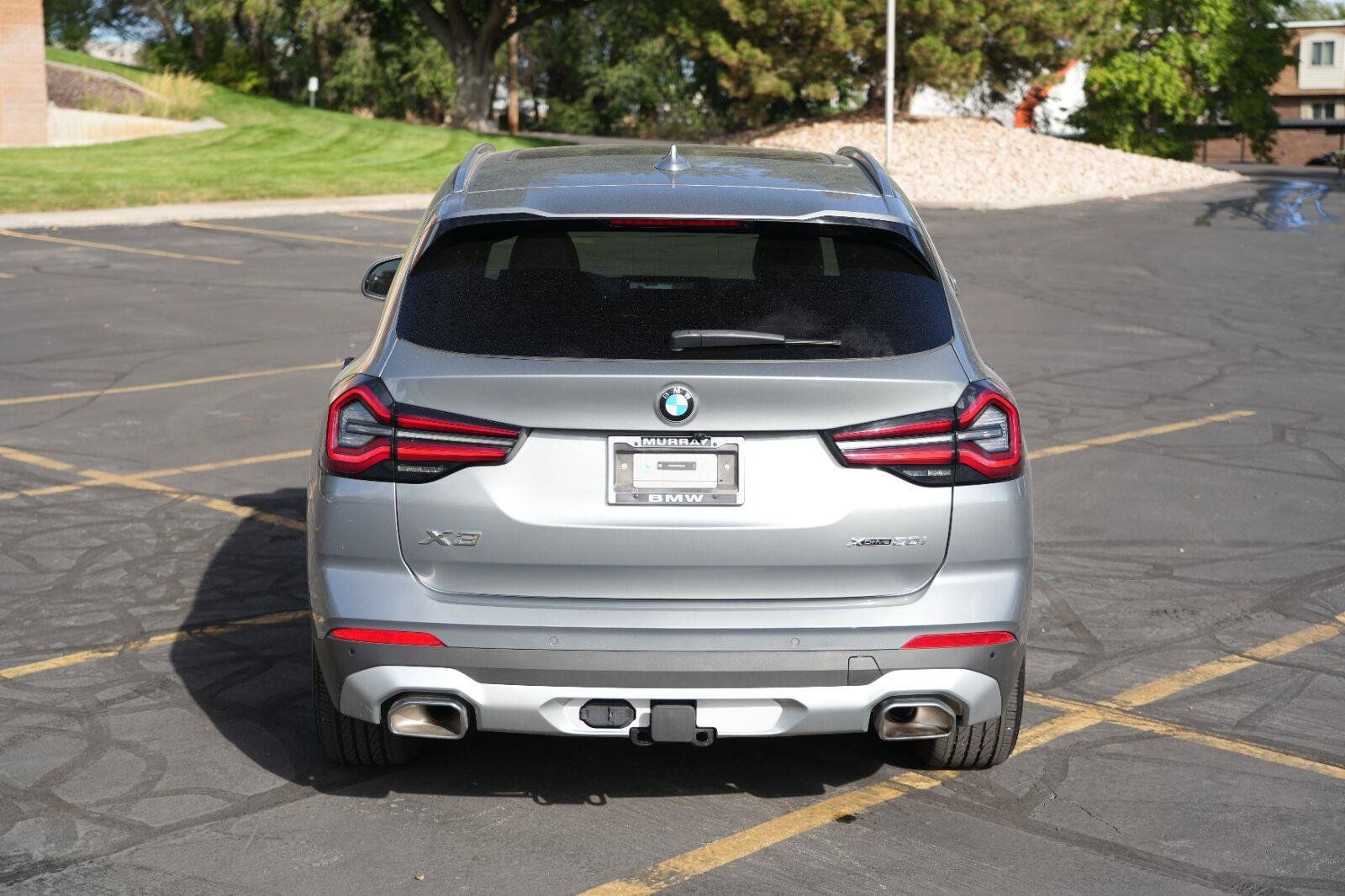 Used 2024 BMW X3 xDrive30i w/ Premium Package AWD/4WD image 4