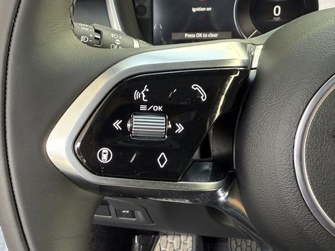 New 2024 Jaguar I-PACE R-Dynamic HSE image 17