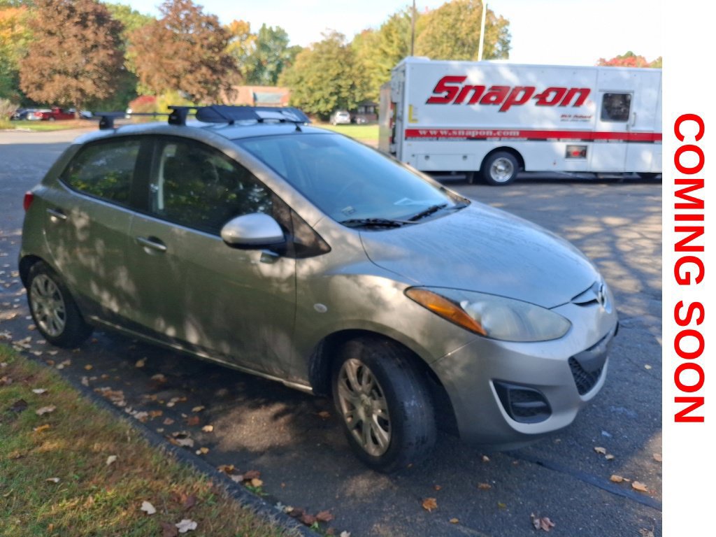 Used 2011 MAZDA MAZDA2 Sport FWD image 4