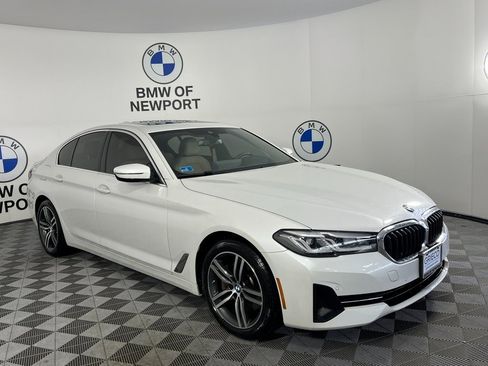Used 2021 BMW 530i xDrive w/ Premium Package image 1