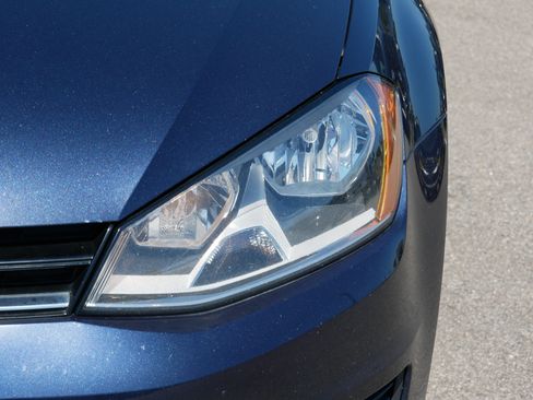 Used 2016 Volkswagen Golf Limited Edition FWD image 16