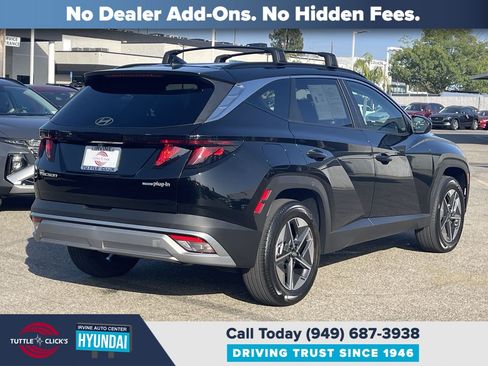 Certified 2025 Hyundai Tucson SEL AWD/4WD image 6