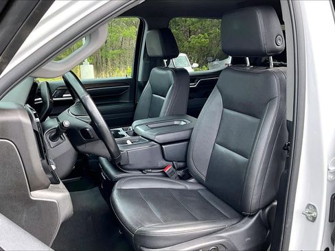 Used 2025 GMC Sierra 1500 SLT image 8