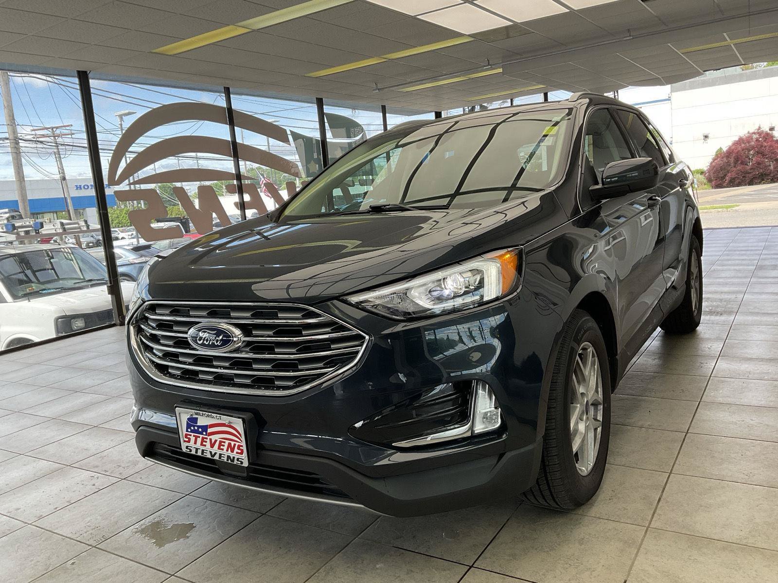 Used 2022 Ford Edge SEL w/ Convenience Package AWD/4WD image 3