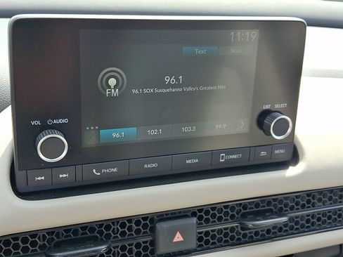 Certified 2024 Honda HR-V LX image 17