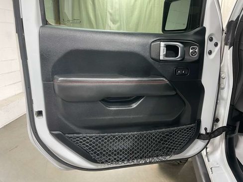 Used 2018 Jeep Wrangler Unlimited Rubicon AWD/4WD image 8