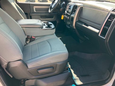 Used 2013 RAM 1500 Classic SLT AWD/4WD image 13
