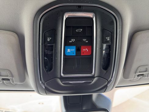 Used 2023 Jeep Grand Cherokee Limited RWD image 27