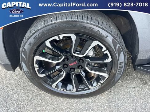 Used 2022 GMC Yukon SLE RWD image 13