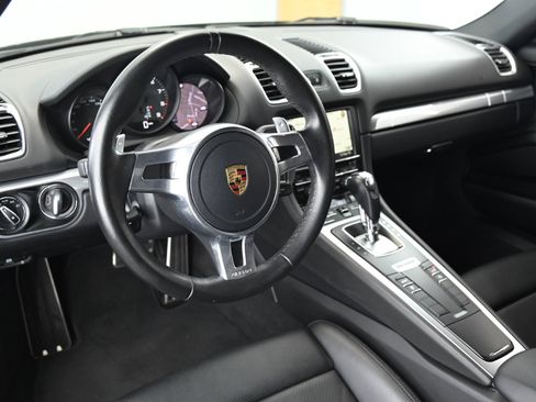 Used 2016 Porsche Cayman image 25