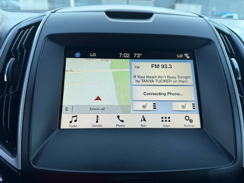 Used 2018 Ford Edge SEL w/ Equipment Group 201A FWD image 9
