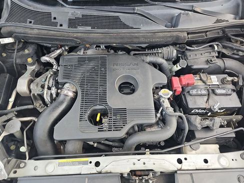 Used 2014 Nissan Juke S FWD image 16