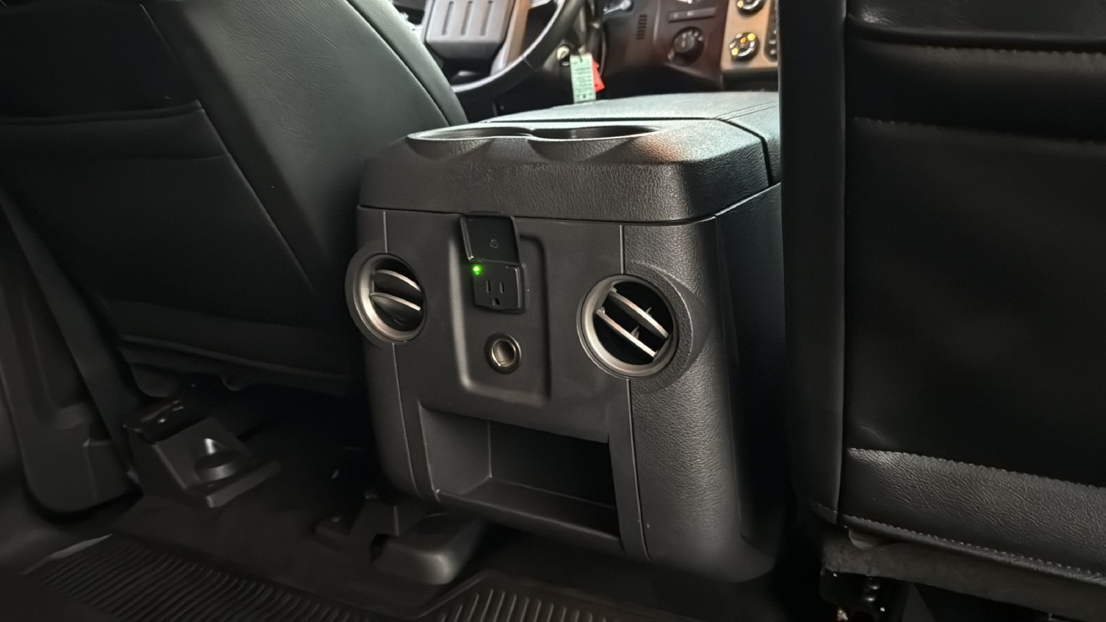 Used 2016 Ford F250 Lariat w/ Lariat Ultimate Package AWD/4WD image 27
