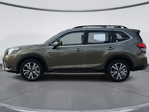 Used 2022 Subaru Forester Limited image 6