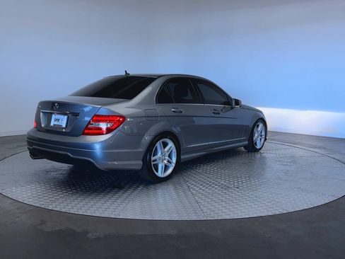 Used 2013 Mercedes-Benz C 250 Sedan image 8