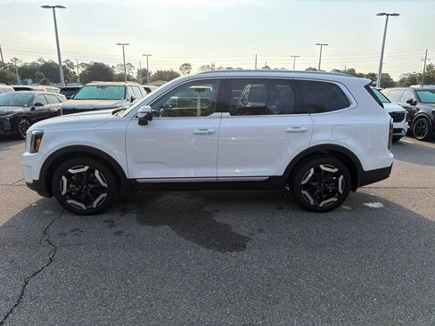 Certified 2025 Kia Telluride EX FWD image 8