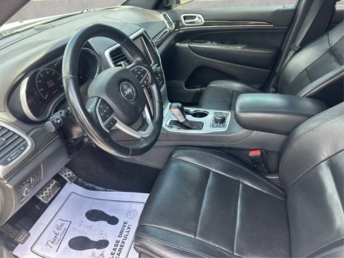 Used 2016 Jeep Grand Cherokee High Altitude AWD/4WD image 11