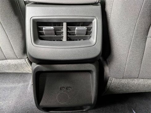 New 2026 Chevrolet Equinox EV LT image 20