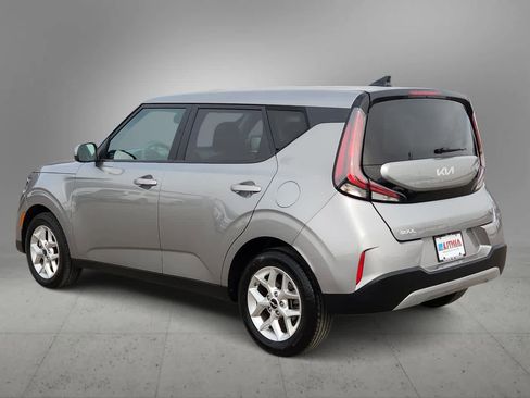 Used 2024 Kia Soul LX w/ Option Group 015 image 6