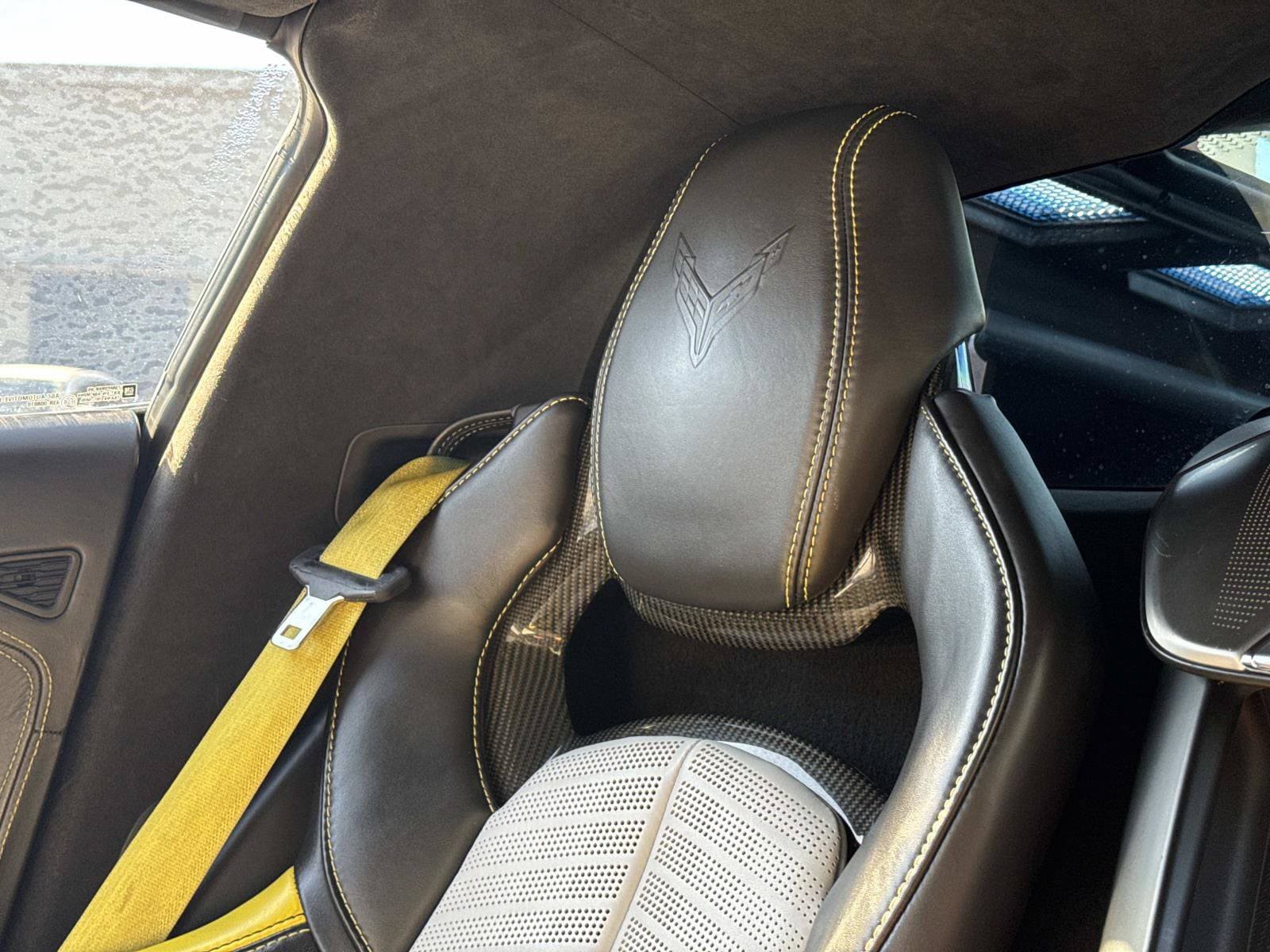 Used 2021 Chevrolet Corvette Stingray Premium Cpe w/ Z51 Performance Package RWD image 24