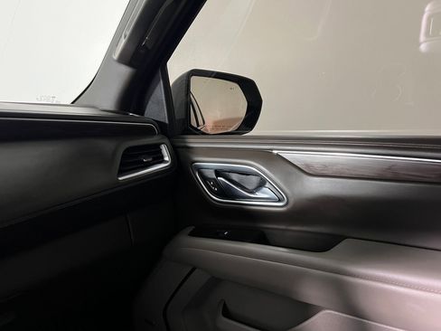 Used 2021 Chevrolet Tahoe Z71 w/ Z71 Signature Package image 30