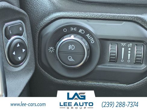 Used 2022 Jeep Gladiator Mojave w/ LED Lighting Group AWD/4WD image 17