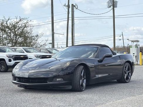 Used 2011 Chevrolet Corvette Convertible w/ Preferred Equipment Group image 16