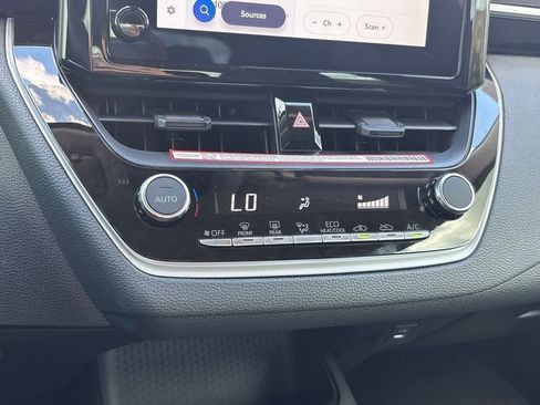 Certified 2025 Toyota Corolla LE image 19