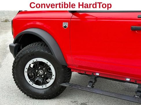 Used 2024 Ford Bronco Big Bend w/ Sasquatch Package image 11