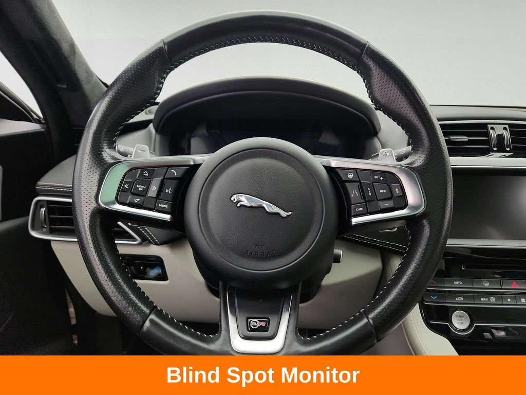 Used 2020 Jaguar F-PACE SVR AWD/4WD image 13