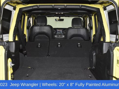 Used 2023 Jeep Wrangler Unlimited Sahara w/ Cold Weather Group AWD/4WD image 33