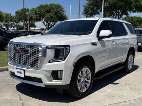 Used 2024 GMC Yukon Denali AWD/4WD image 9
