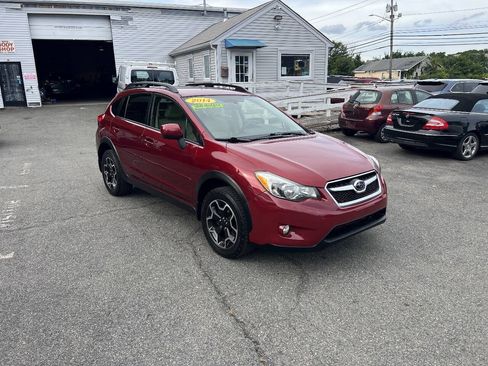Used 2014 Subaru Crosstrek 2.0i Limited AWD/4WD image 2