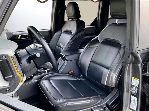 Used 2023 Ford Bronco Badlands w/ Sasquatch Package image 21