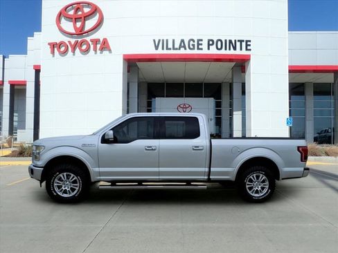 Used 2017 Ford F150 Lariat w/ Equipment Group 501A Mid image 2