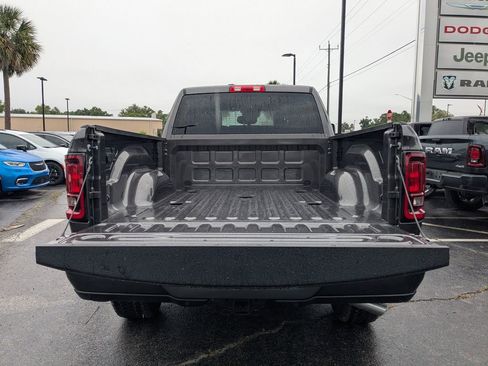 New 2026 RAM 2500 Big Horn AWD/4WD image 12