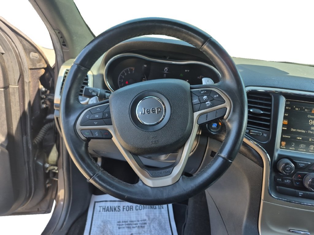 Used 2014 Jeep Grand Cherokee Laredo w/ 18" Wheel & 8.4" Radio Group RWD image 12