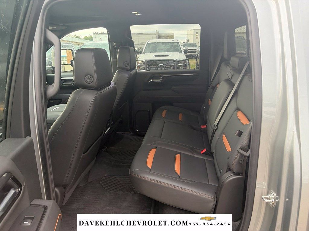 Used 2026 GMC Sierra 2500 AT4 w/ AT4 Premium Plus Package AWD/4WD image 21