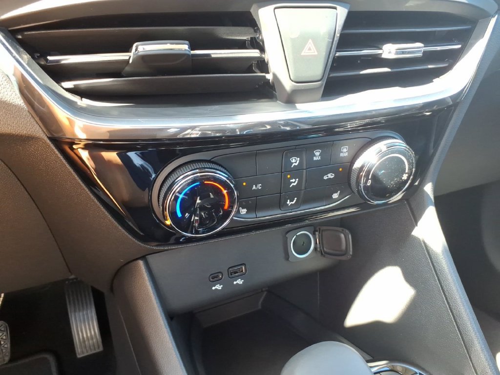 New 2026 Buick Encore GX Sport Touring w/ Comfort Package FWD image 19