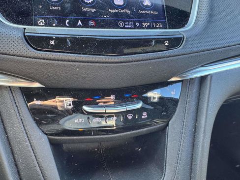 Certified 2023 Cadillac XT5 Premium Luxury image 12