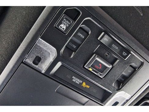 Used 2025 Toyota 4Runner TRD Off-Road Premium AWD/4WD image 24