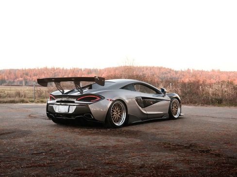 Used 2017 McLaren 570S Coupe image 4