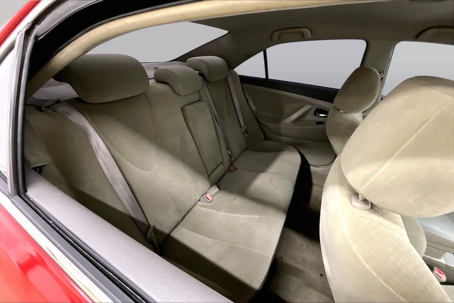 Used 2009 Toyota Camry LE FWD image 18