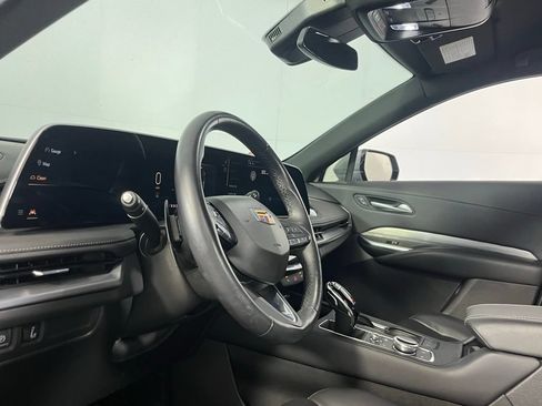 Used 2024 Cadillac XT4 Premium Luxury AWD/4WD image 19