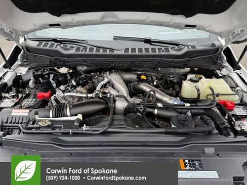 Certified 2026 Ford F450 Platinum w/ FX4 Off-Road Package AWD/4WD image 36