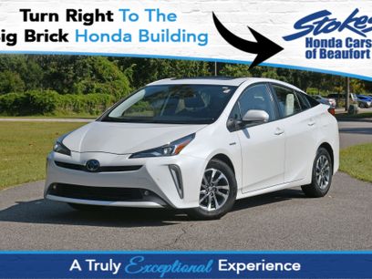 Used 2022 Toyota Prius L Eco
