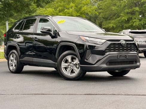 Used 2024 Toyota RAV4 XLE FWD image 2